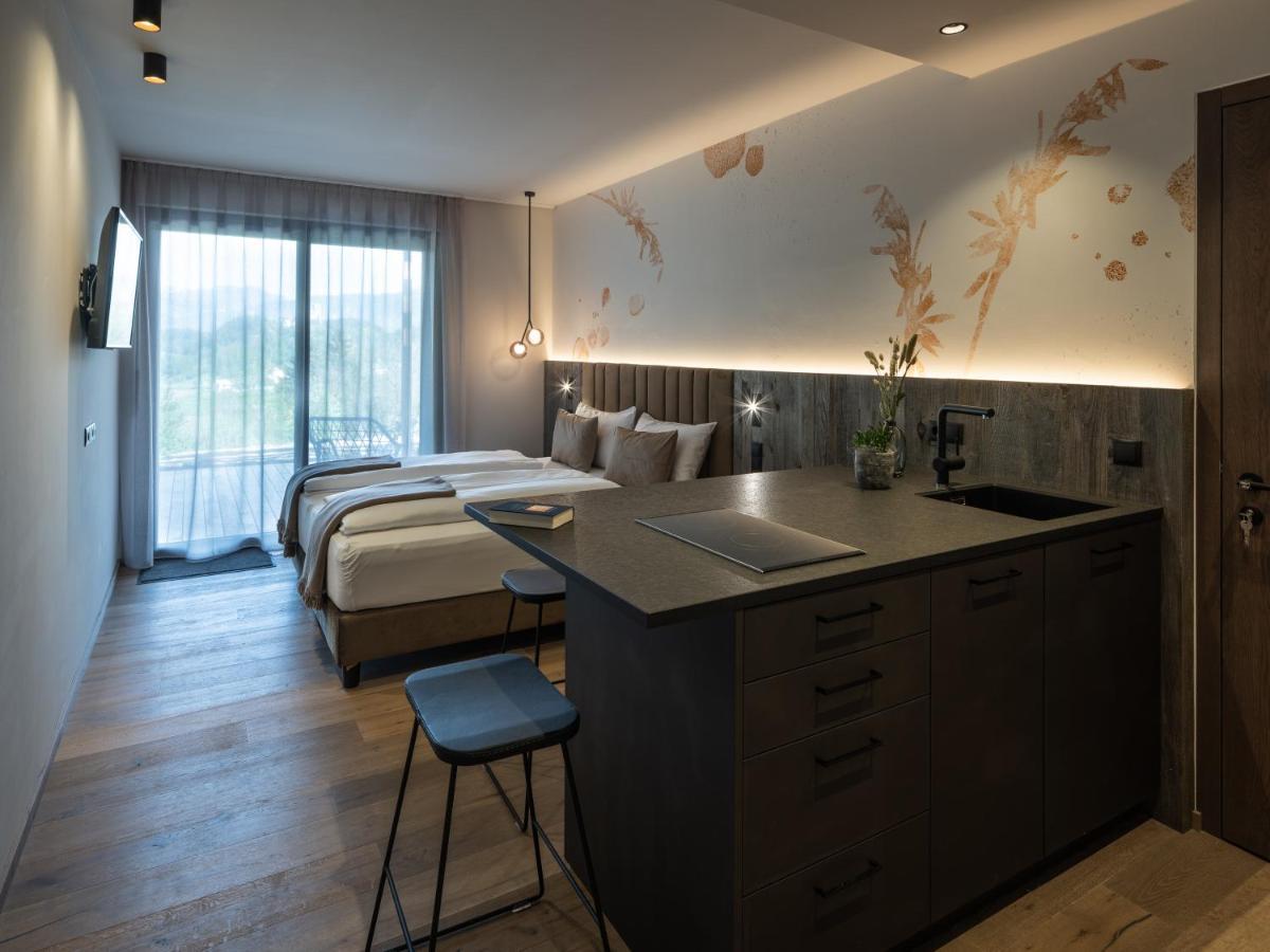 Arieshof Castell Apartment